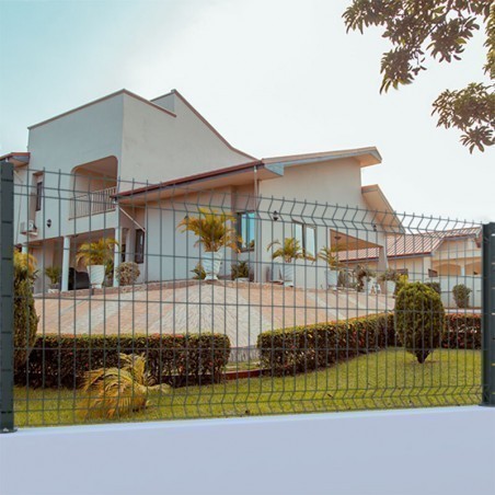 Vedação de Rede Metálica Soldada Fio 5mm Malha 200x55 Largura do Painel 2,5 m