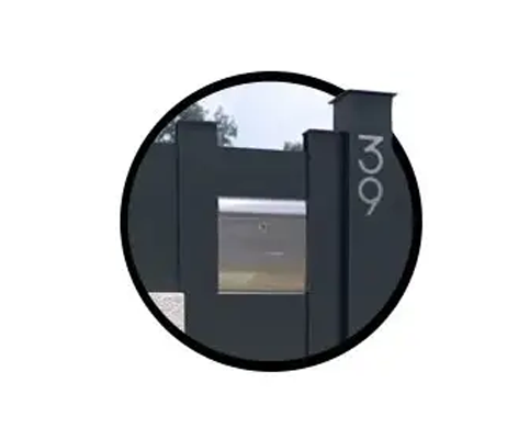 Totem para caixa de correio para cerca